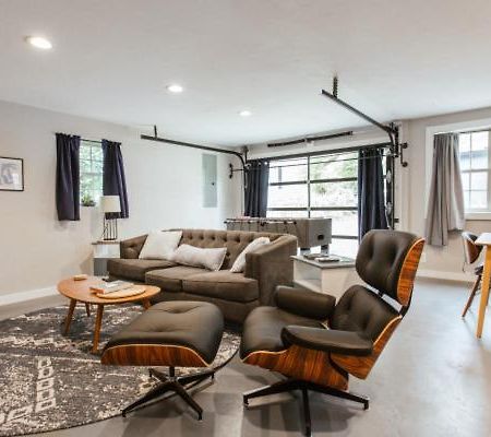 Greenway Garage With Firepit أثينز، أوهايو المظهر الخارجي الصورة